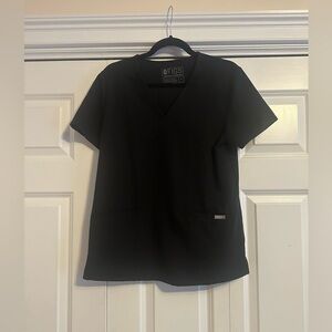 Women's Casma Three-Pocket Scrub Top S Black
